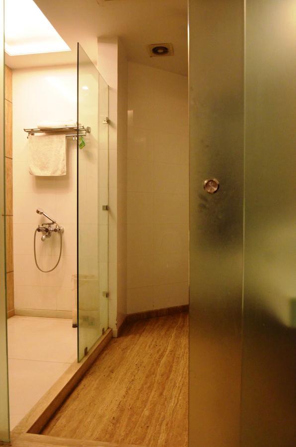 Hotel Vipul Grand Gurgaon Extérieur photo